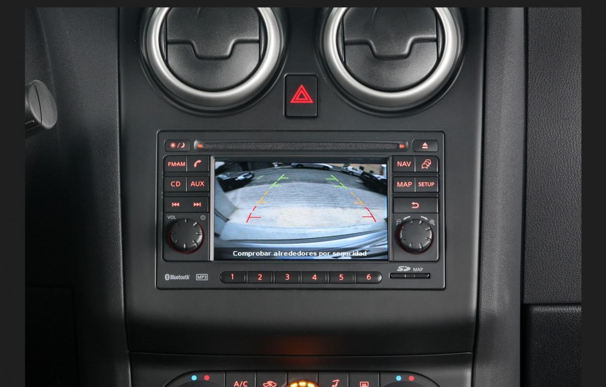 Locked Nissan LC1N navigator