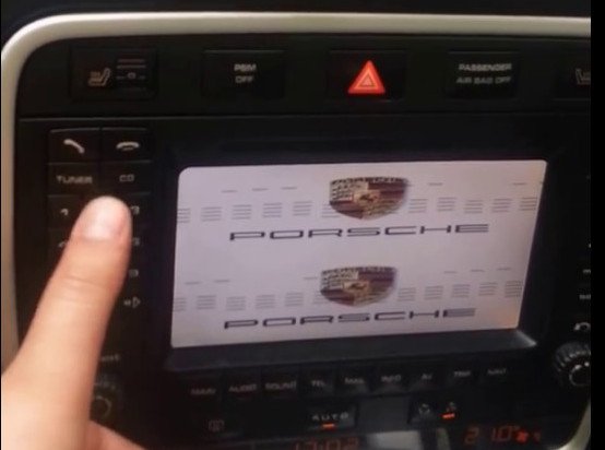 Porsche PCM unit with issues